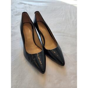 Michael Kors Womans Navy Patent Heels Sz 7